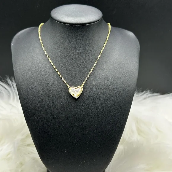 Kendra Scott Gold Heart Necklace with Ivory Mother of Pearl. - Picture 4 of 9